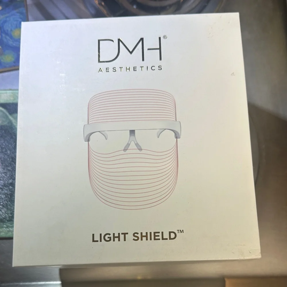 NIB DMH Aesthetics Light Shield MSRP $299